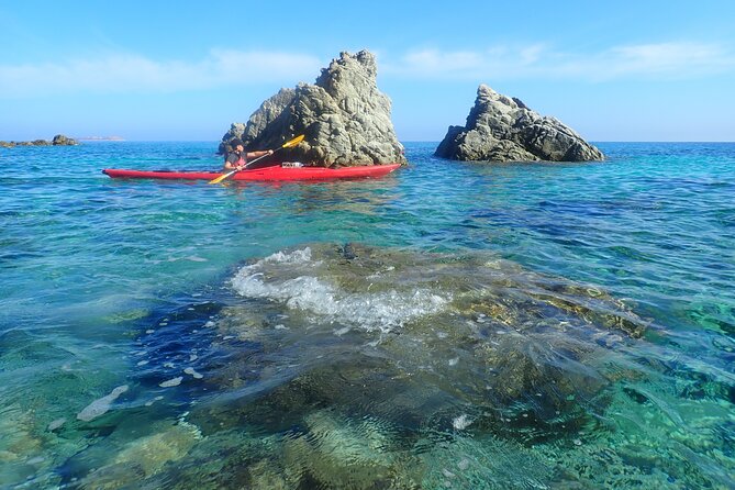 4-Hour Kayak Tour at Capo Figari (Golfo Aranci) - Snorkel and swim breaks: what you’re doing at the secluded beaches