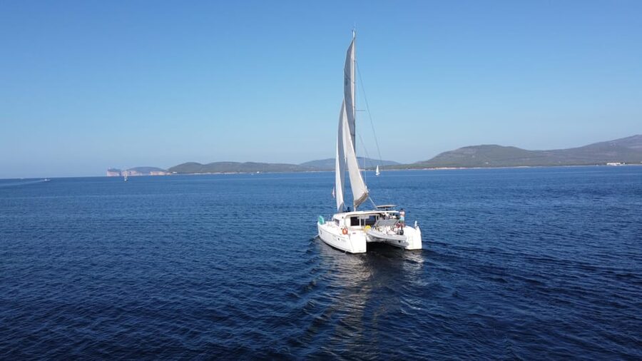 Alghero catamaran sunset tour Alghero - Small group and language: it’s easy to connect on board