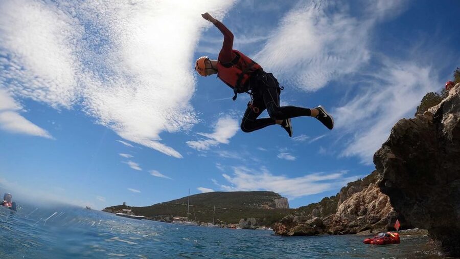 Alghero: Coasteering at Cala Dragunara in Porto Conte Park - The guide experience: Corrado’s calm approach and why small groups help