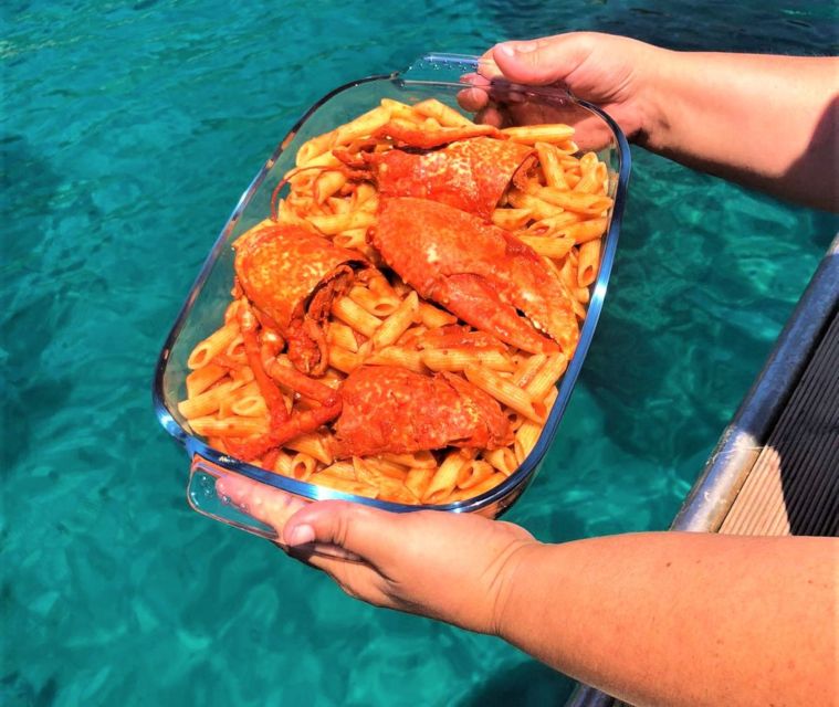 Alghero: Gulf of Alghero Fishing Boat Trip with Fresh Lunch - What to bring (and what to avoid)