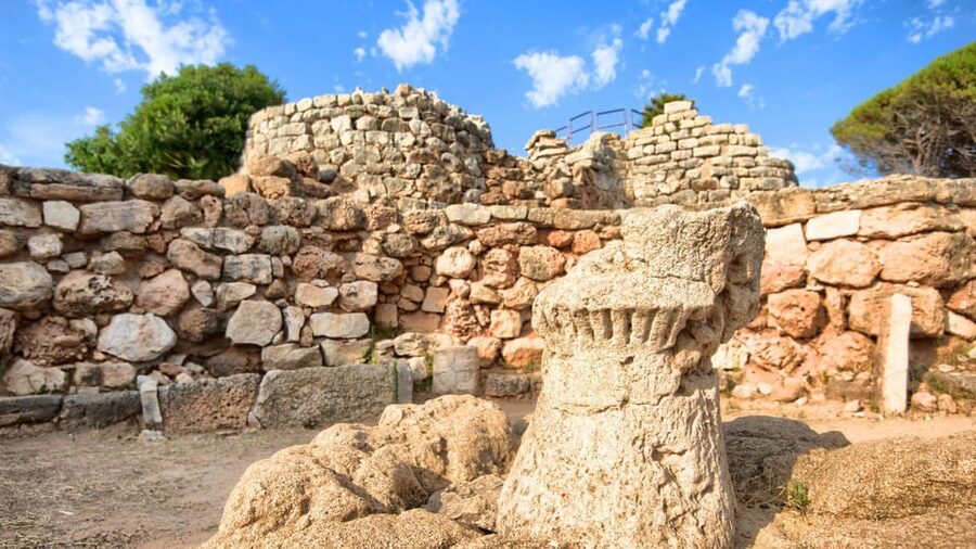 Alghero: Palmavera Nuraghe Tour with Aperitif - The main event: the white nuraghe, two towers, and the ante-mural
