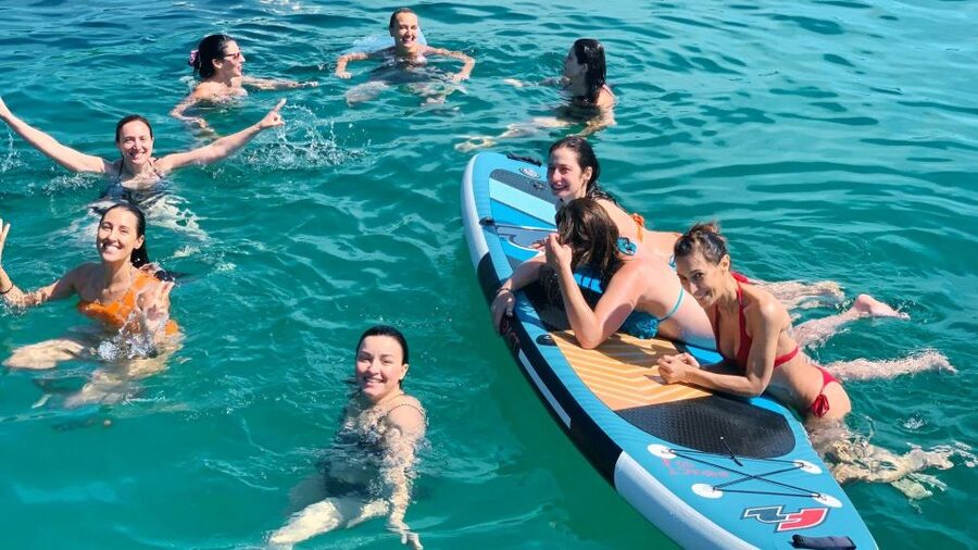 Alghero: Sailboat excursion in Porto Conte bay w/ Lunch - Snorkeling In Porto Conte With Masks (And SUP If You Want Movement)