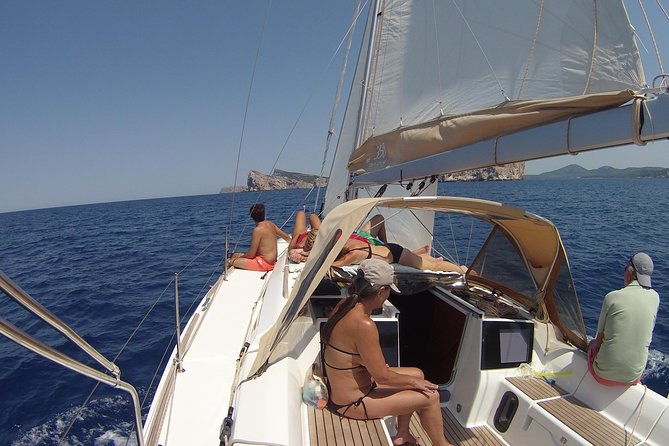 Alghero - Sailboat trip with lunch on board, - Lunch on Board: Real Food, Included Drinks, and a Smoother Day