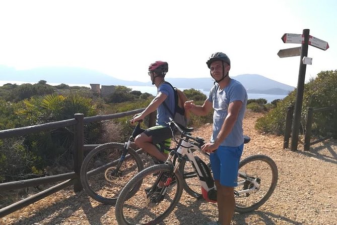 Alghero - Small Beaches Tour by E-bike more aperitif - Duration and pacing: a 4-hour plan that leaves room to breathe