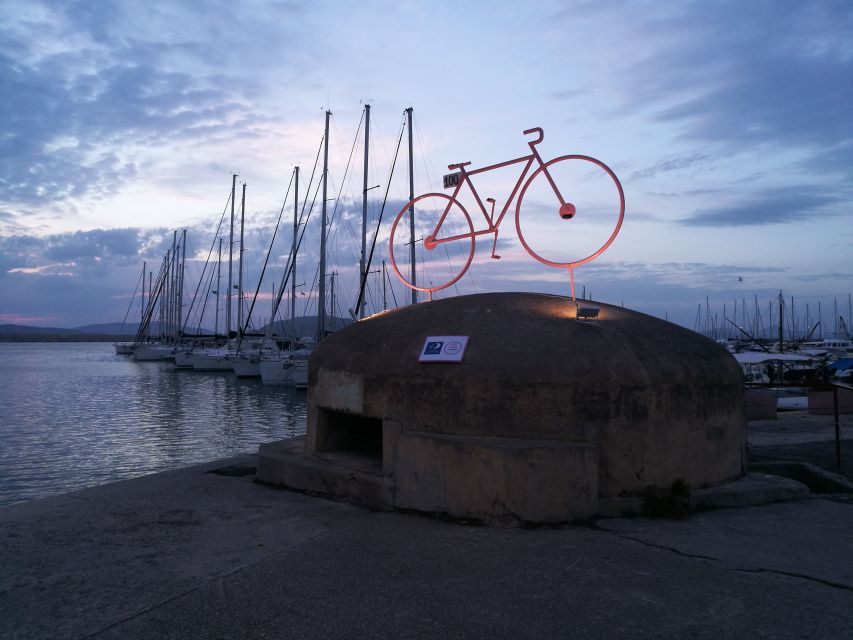 Alghero walking tour with local guide - Piazza della Juharia and the Jewish quarter story