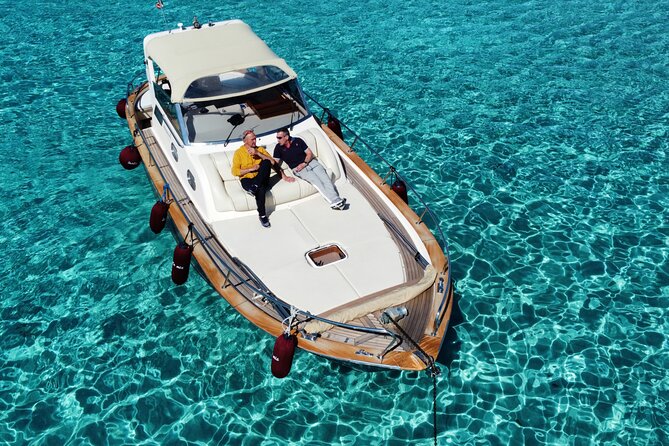 All inclusive private tour in the Archipelago of La Maddalena - Isola di Spargi: coves for swimming when conditions are good