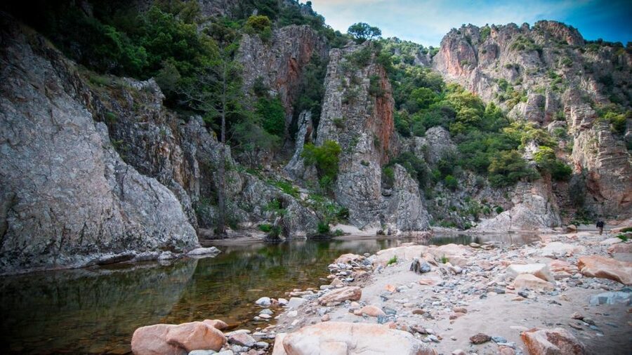 Arzana: Mt. Gennargentu, Piricanis Gorges, & Waterfall Hike - The route plan: 5 km, 100 m up, and a steady rhythm