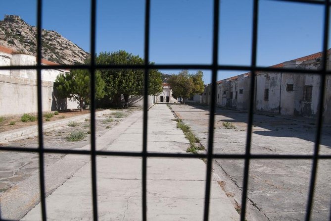 ASINARA ISLAND-TOUR full day Minivan in the National Park - How Asinara works as a full-day tour