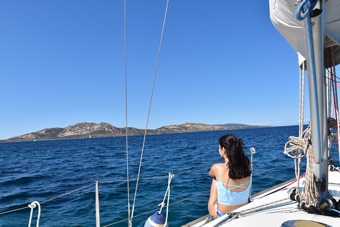 Asinara sailing experience among the coves of the island - Why the Captain Chooses the Route (and How That Helps You)
