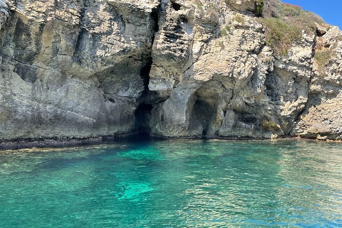 Brindisi dinghy cruise Gulf of Cagliari Snorkeling - Crew energy: Capitan Pier, Sonny, and the music-and-welcome-drink vibe