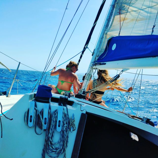 Cagliari: Devil's Saddle Sailboat Tour, Snorkeling and Drink - Key highlights at a glance