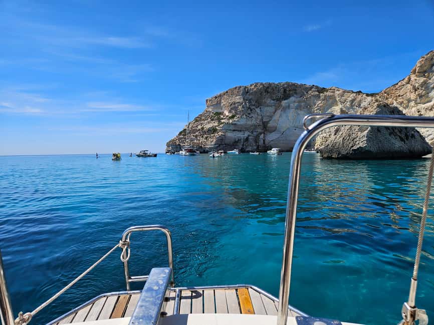 Cagliari: Devil's Saddle Sailboat Tour, Snorkeling and Drink - Captain Maurizio and the small-group feel