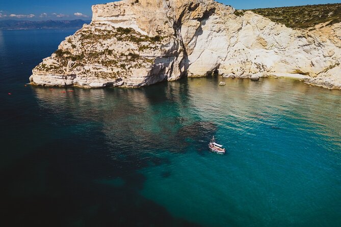 Cagliari : Gozzo Tour with 3 Swim Stops, Snorkeling & Local Food - Boat comfort, snorkeling gear, and snacks that keep the mood easy