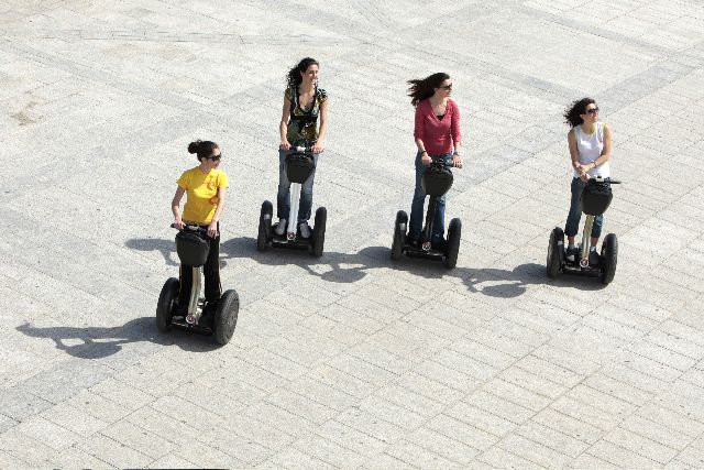 Cagliari: Guided Segway Tour - Porta Cristina, Royal Palace Area, and the Route Toward Castello