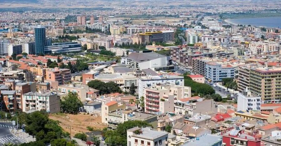 Cagliari: Private custom tour with a local guide - Key points worth knowing