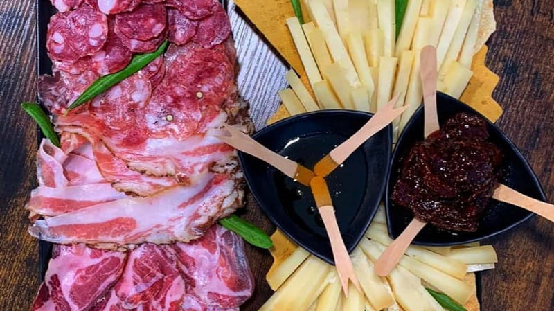 Cagliari: Private Food and Wine Tasting Experience - Key Highlights at BinuShop (What You’ll Really Notice)