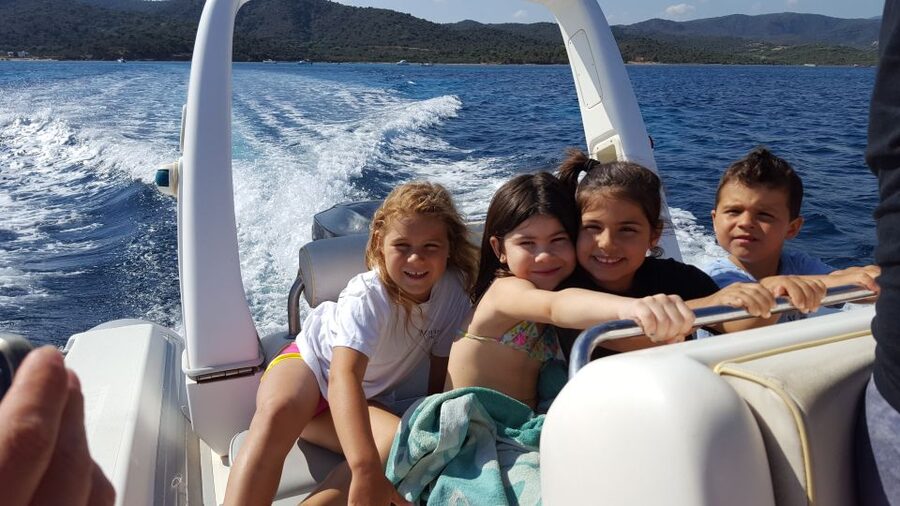 Cagliari: Southwest Chia and Teulada Private Boat Tour - Price and value for a group of up to 4 (and sometimes up to 5)