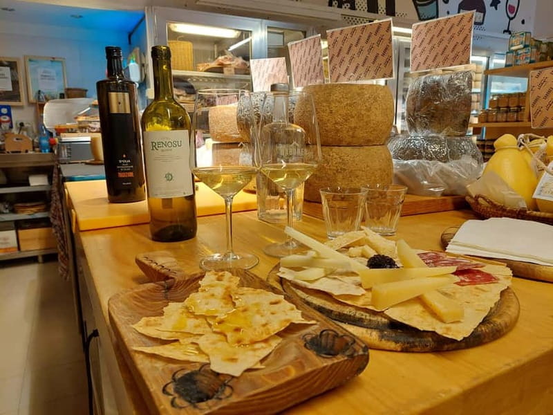 Cagliari: Taste Sardinia with a Full Meal Food Tour - Key highlights you’ll feel fast
