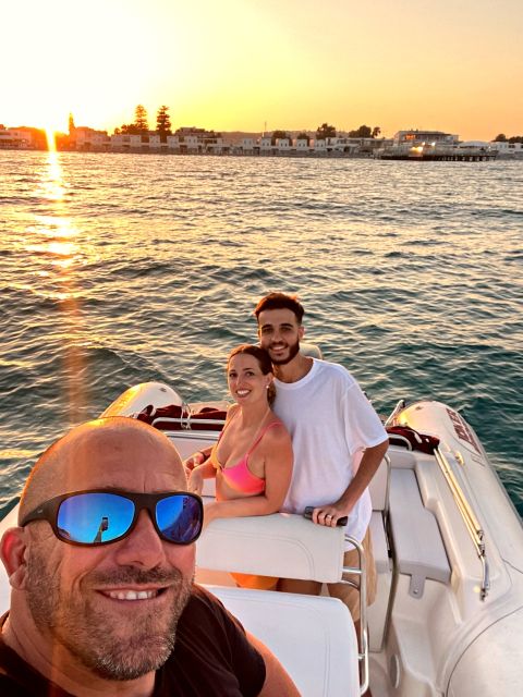 Cagliari: tour Sunset snorkeling con aperitivo e Delfini - Dolphins: What You’re Actually Betting On