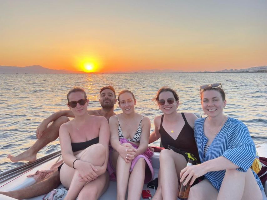 Cagliari: tour Sunset snorkeling con aperitivo e Delfini - Who This Tour Fits Best