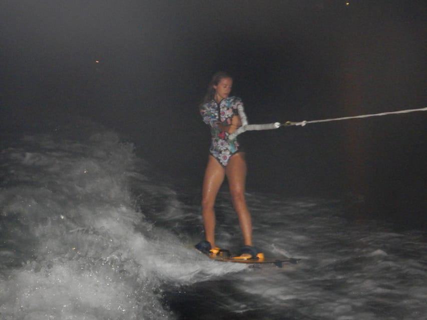 Cagliari: Wakeboarding in the Angel's gulf! - Dockside lesson: big boards and real coaching cues