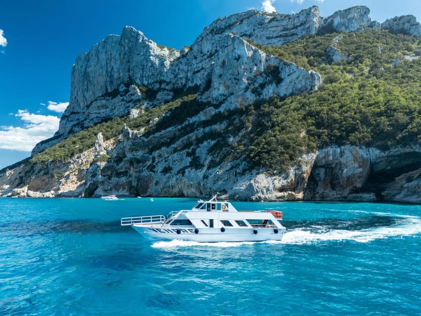 Cala Gonone: Cala Luna and Cala Sisine Boat Tour - Port Logistics in Plain Language: Avoiding the Common Boat-Change Confusion