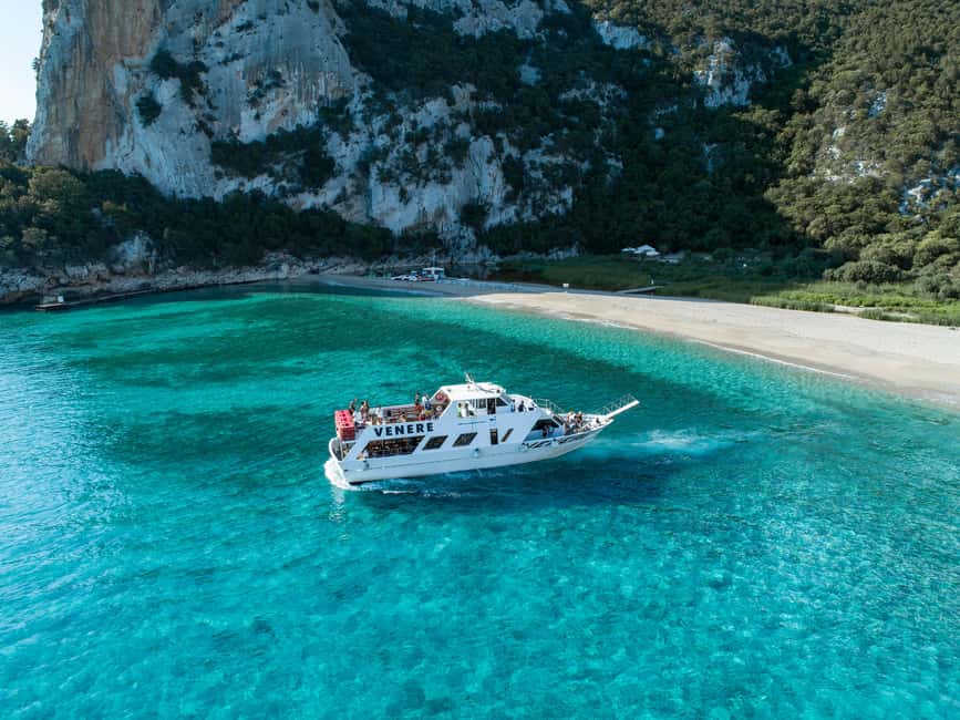 Cala Gonone: Grotta Bue Marino & Cala Luna Beach Boat Tour - How the 5-hour tour pacing works