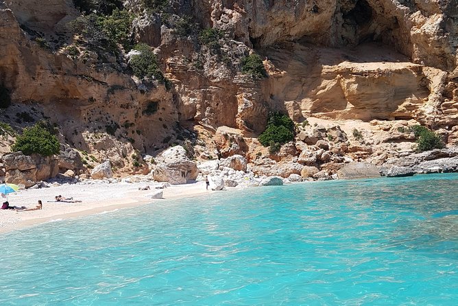 Catamaran Day Trip to the Cale di Orosei with Lunch - Cala Mariolu: A Second Beach Stop That Keeps the Day Moving