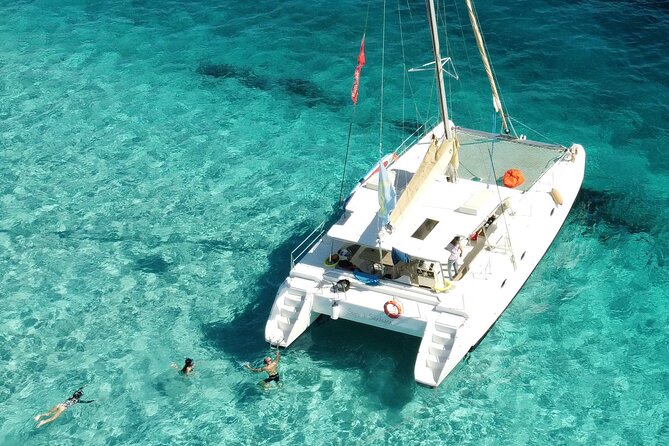 Catamaran tour Archipelago Maddalena (lunch included) - On-board lunch: Sardinian antipasto plus pasta and drinks