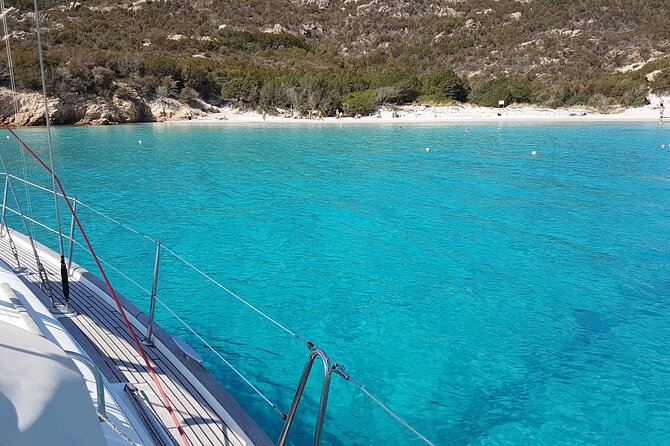 Corsica Tour by Sailboat from Santa Teresa di Gallura - Food and Drinks on Board: Lunch, Aperitif, and Wine That Fits the Setting