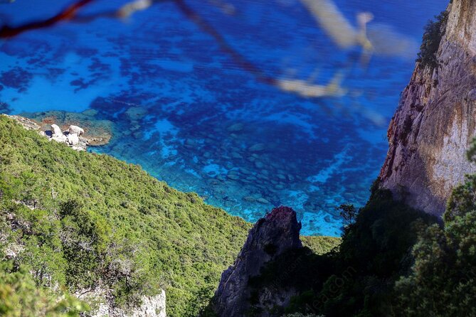Day trip in the Gulf of Orosei Cala Mariolu - Pools of Venus: quick, clear-water magic between beach stops
