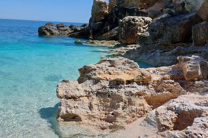 Dinghy tour Cala Goloritze Mariolu Biriala and Grotta del Fico - Piscine di Venere: emerald clarity plus an easy-access alternative to expert hiking