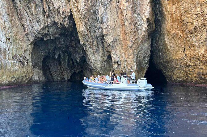 Dinghy tour to Buggerru in Southern Sardinia - Getting to the meeting point in Buggerru (and what “ends back” means)
