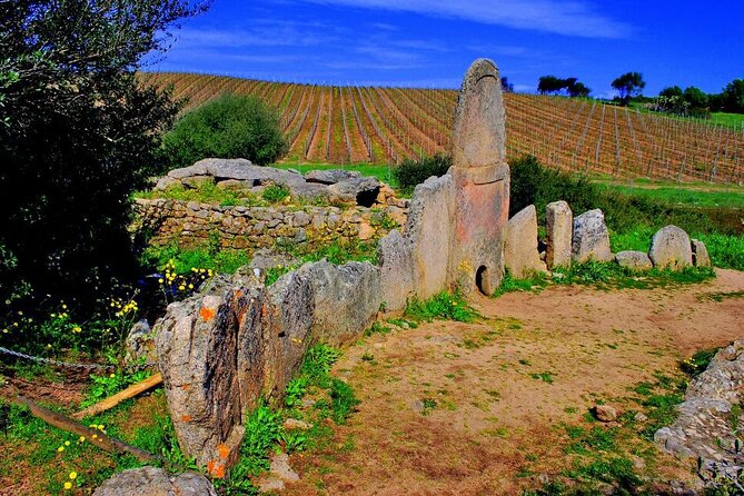Exclusive Costa Smeralda Sightseeing Tour for 2/3 people - Arzachena and Santa Maria della Neve: A Photo-Stop That Feels Like Italy