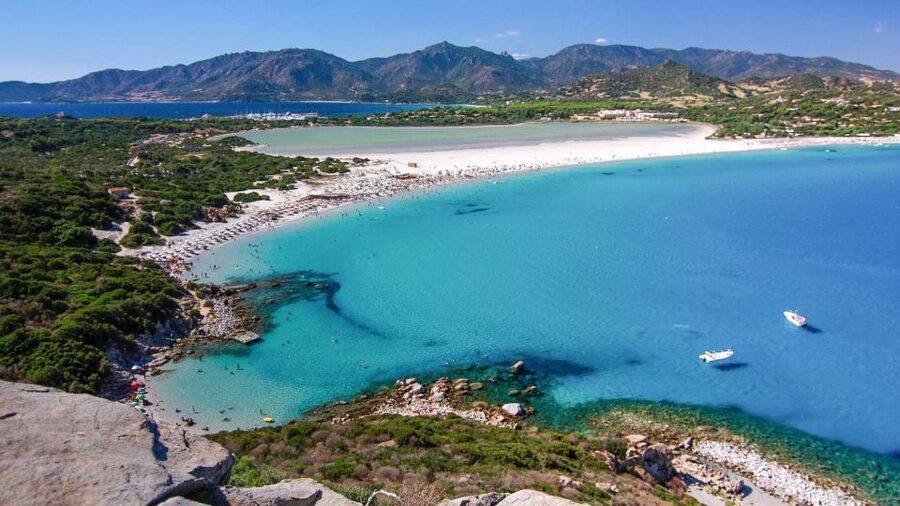From Cagliari: Villasimius beaches day tour - Giunco Beach: white and pink sand, plus real swim time