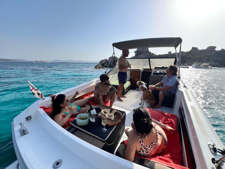 From Palau/La Maddalena: All inclusive Yacht Tour - The 7-hour flow: when you swim, when you eat