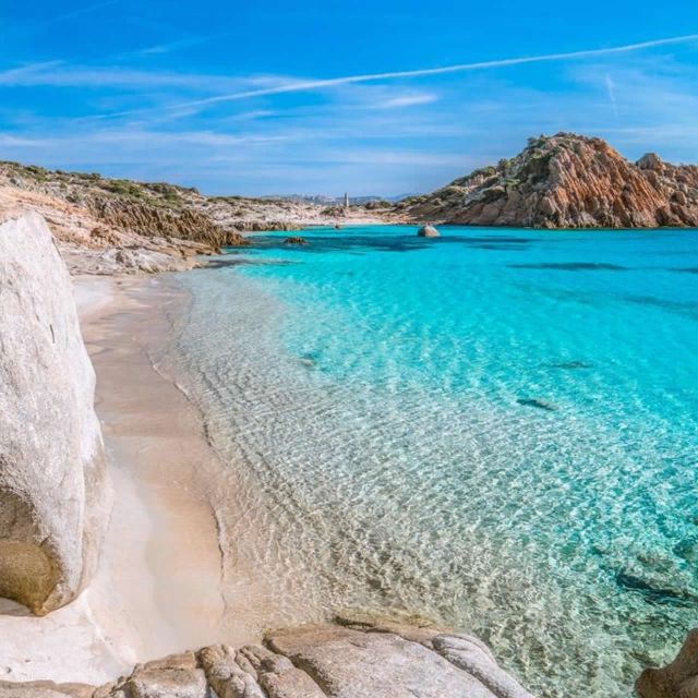 From Palau: La Maddalena Archipelago Boat Tour with Pasta - Crew, live commentary, and the boat vibe (including the fun surprises)