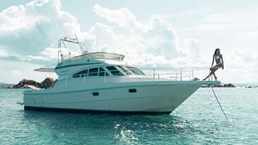 From Palau: La Maddalena Archipelago Yacht Tour with Lunch - Cala Santa Maria: your second beach stop and unwind time