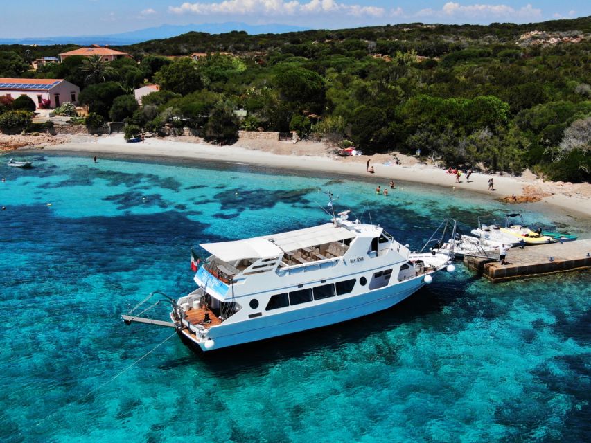 From Palau: La Maddalena Islands Full-Day Trip by Boat - Budelli and Porto della Madonna: why the boat photo stop still matters