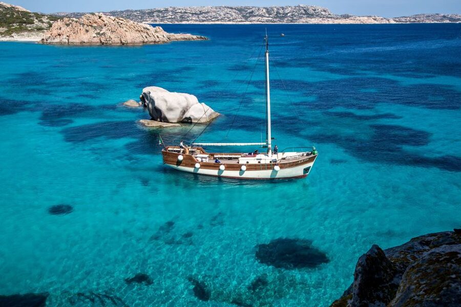 From Palau or La Maddalena: Archipelago Sailing Ship Tour - Who should book this La Maddalena archipelago boat tour