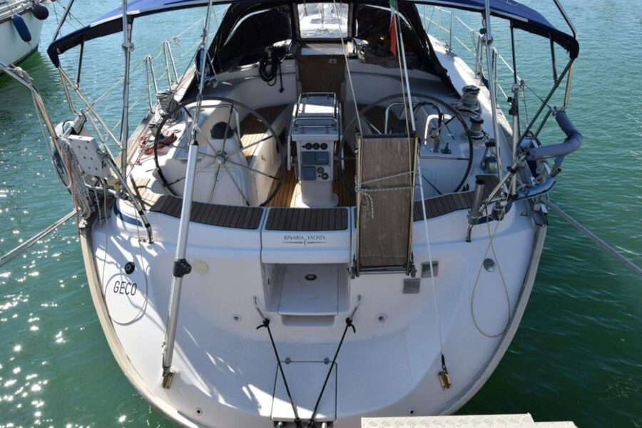From Palau: Sailboat tour in La Maddalena Archipelago - Sailing out of Palau: the setting that makes the day work