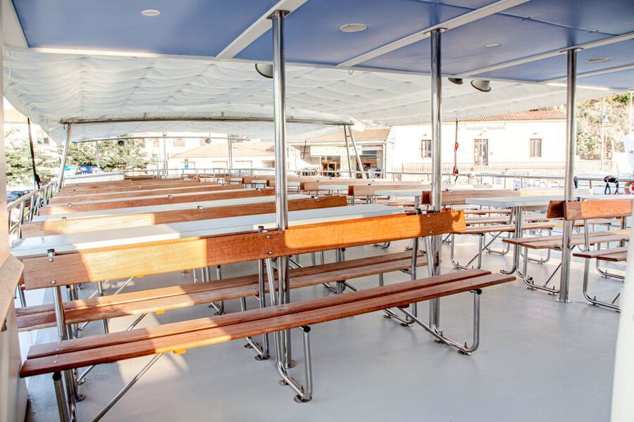 From Santa Teresa Gallura: La Maddalena Full-Day Boat Tour - La Maddalena Town Time: Getting a Feel for the Historic Center