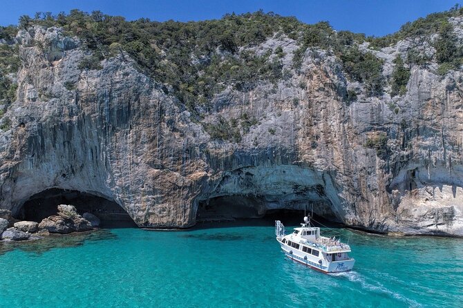 Full Day Cala Gonone and Gulf of Orosei Mini Cruise - Cala Sisine: white pebbles, high cliffs, and a longer chill