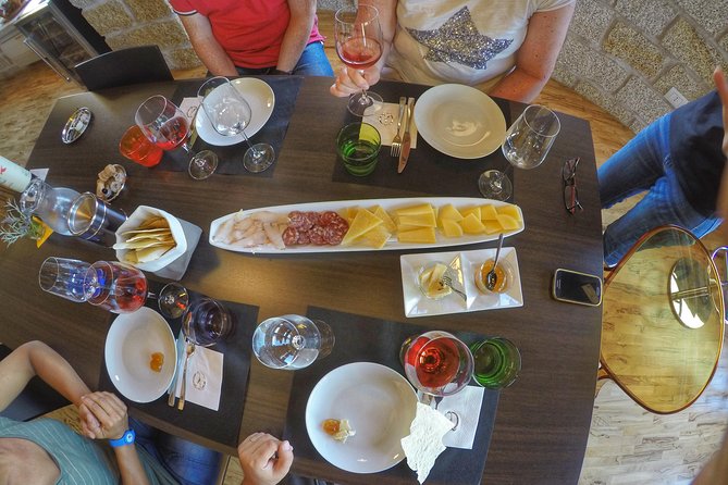 Gallura, Vermentino & Costa Smeralda - Su Mont’e s’Abe Tomba dei Giganti: Short Visit, Lasting Feel