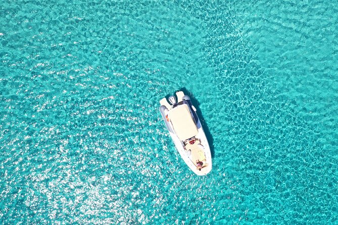 Get your Boat Tour with PRISCILLA to the best Cagliari Coves". - The Coves and Swimming Breaks: what you should expect in the water