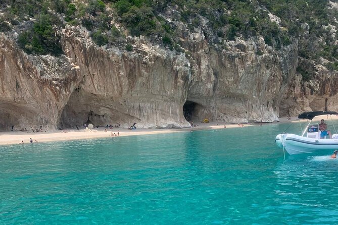 Gulf of Orosei Speedboat Trip with Aperitif from Cala Gonone - Piscine di Venere: a short break at the natural pools