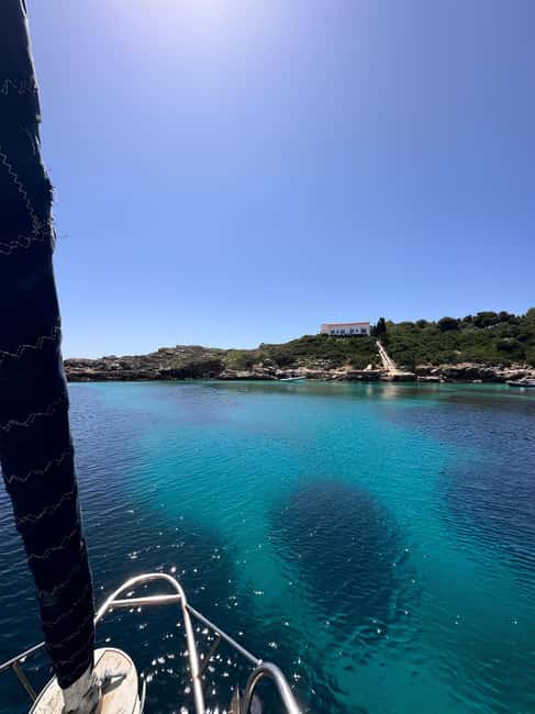 Half Day tour Alghero - 15 m Sailing boat - Deck time: where you’ll spend your 3.5 hours
