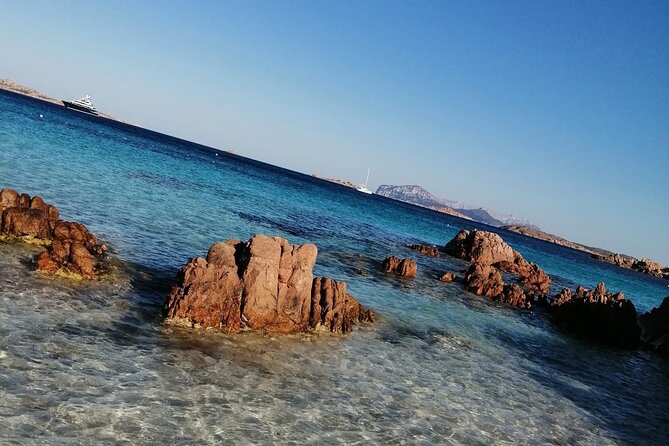 La Mad DA Lena: Afternoon snorkeling excursion from Porto Pollo. - National Park cruising: how the route works (and why it matters)