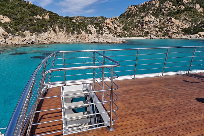 La Maddalena Archipelago Comfort Boat Tour - Stop 2: Santa Maria’s long white sand and a monastery ruin