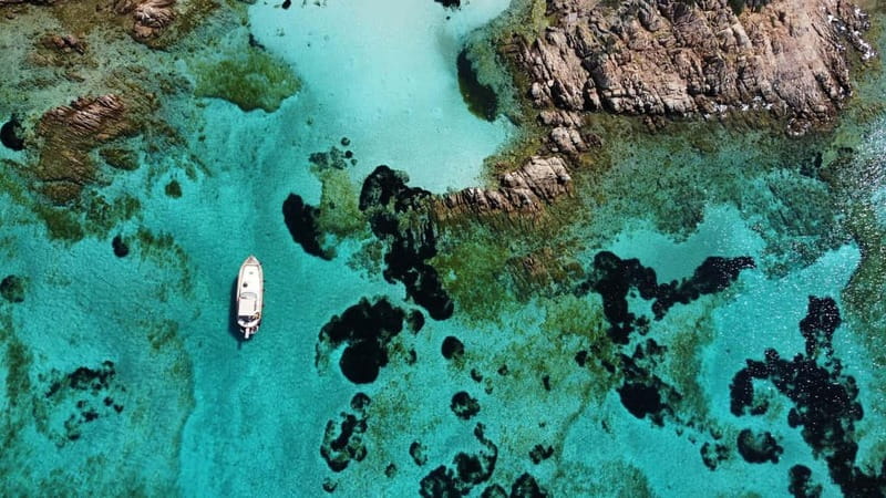 La Maddalena Archipelago: private all inclusive boat tour - Timing and meeting points: the 9:30 to 17:00 rhythm